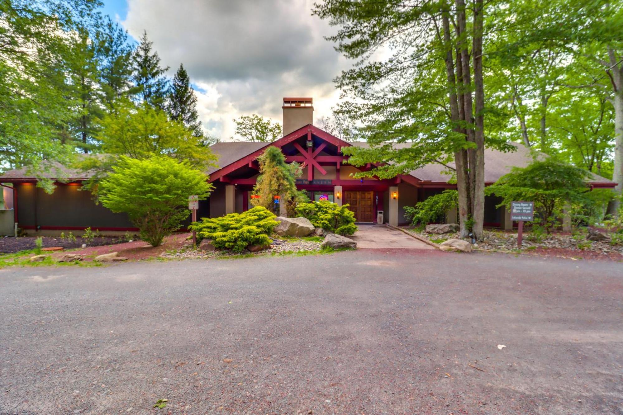 Lake Harmony Home About Half Mi To Big Boulder Mountain Exterior foto